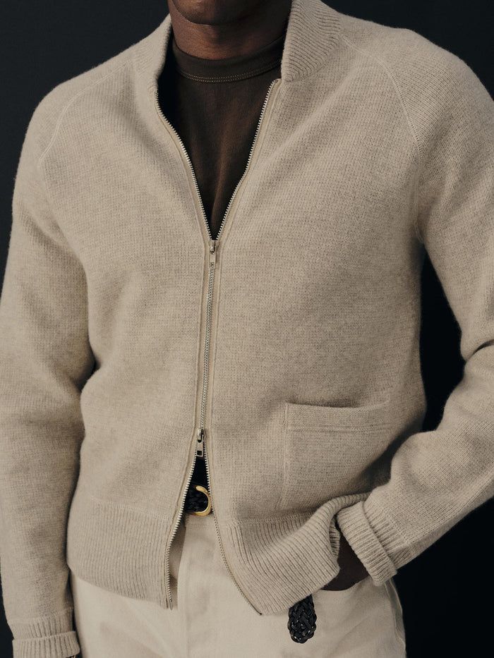 SWEATER Image